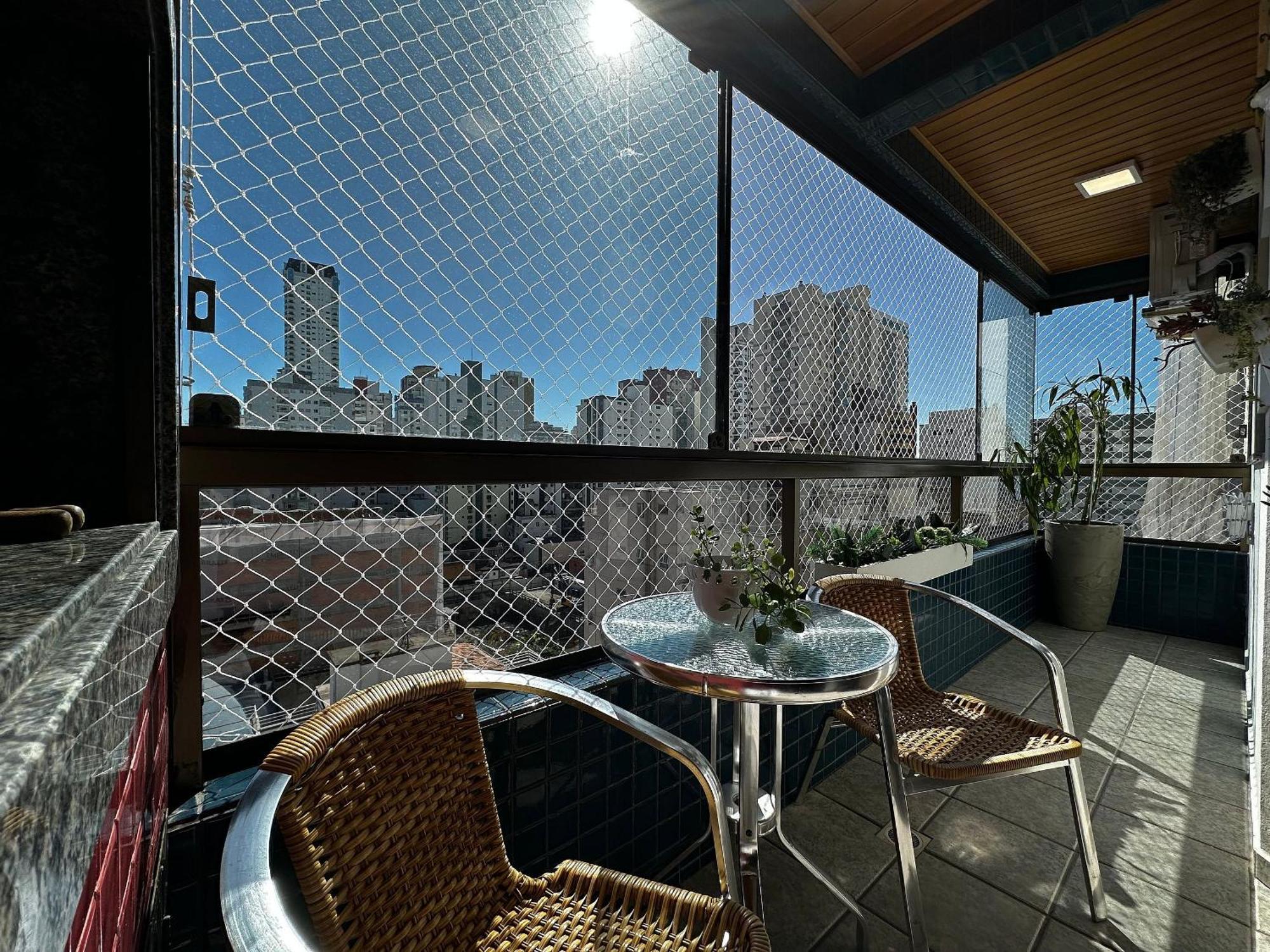 Apartamento Aa01- Quadra Mar| 3 Quartos| 3 Banheiros| Churrasq *